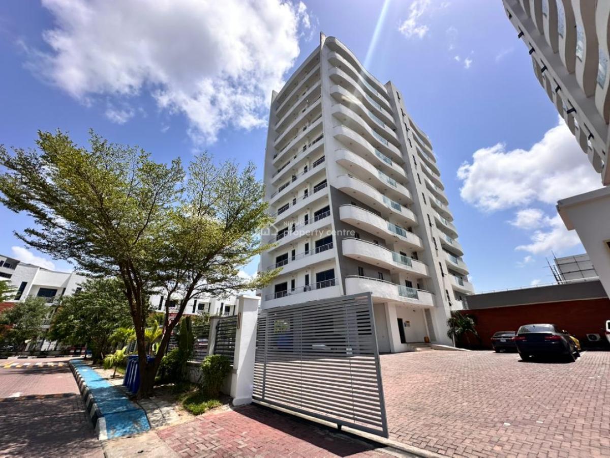 4 Bedroom Penthouse with a Bq, Periwinkle Estate, Lekki, Lagos, Flat / Apartment for Rent