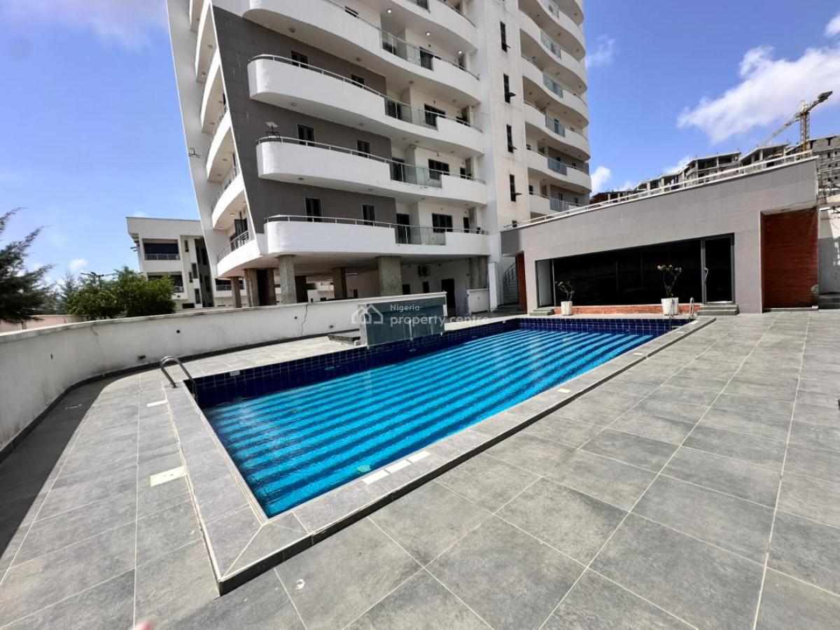 4 Bedroom Penthouse with a Bq, Periwinkle Estate, Lekki, Lagos, Flat / Apartment for Rent