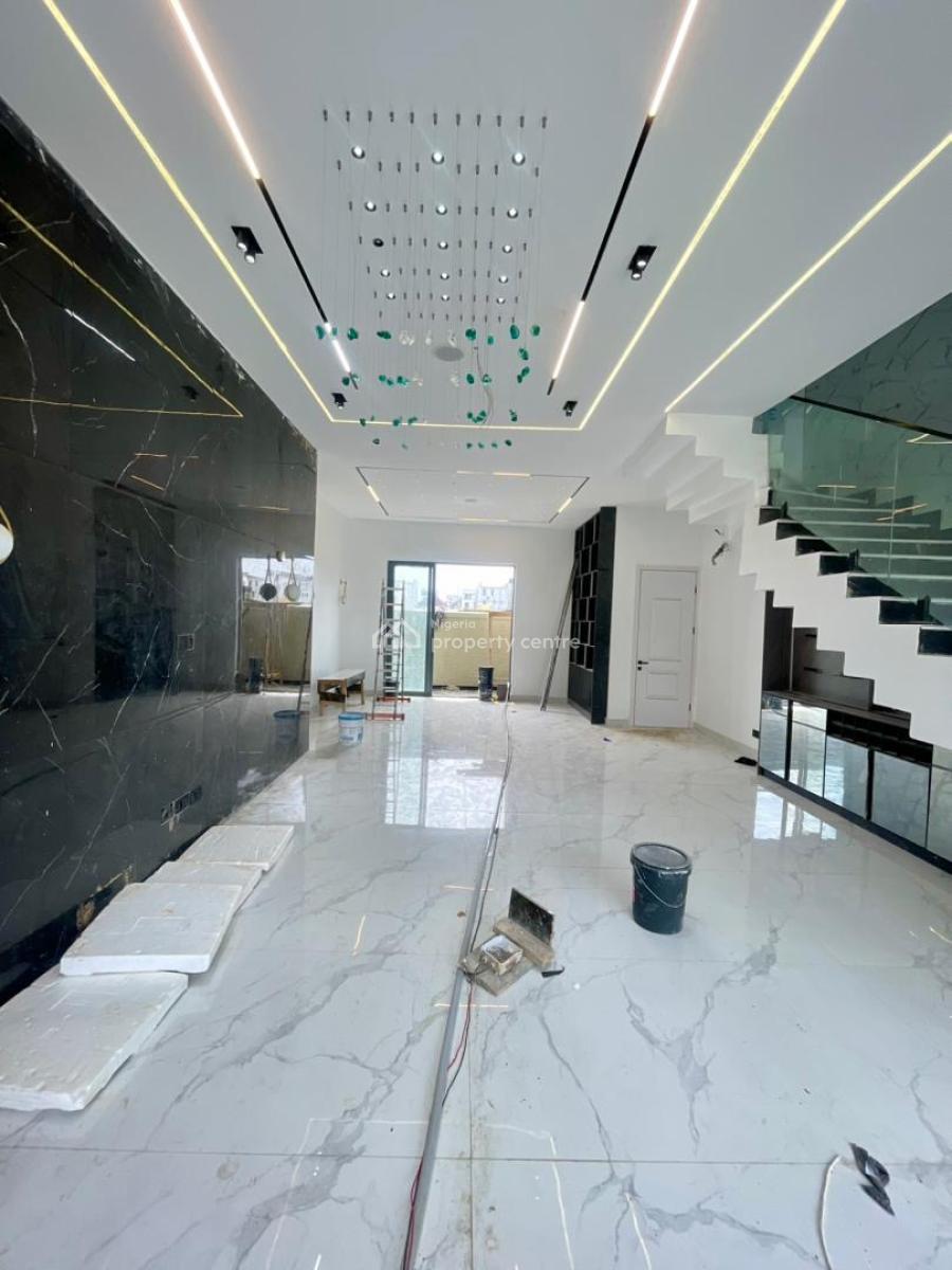 Uniquely Designed 5 Bedroom Triplex with Private Compound and Bq, Lekki Phase 1, Lekki, Lagos, Flat / Apartment for Sale