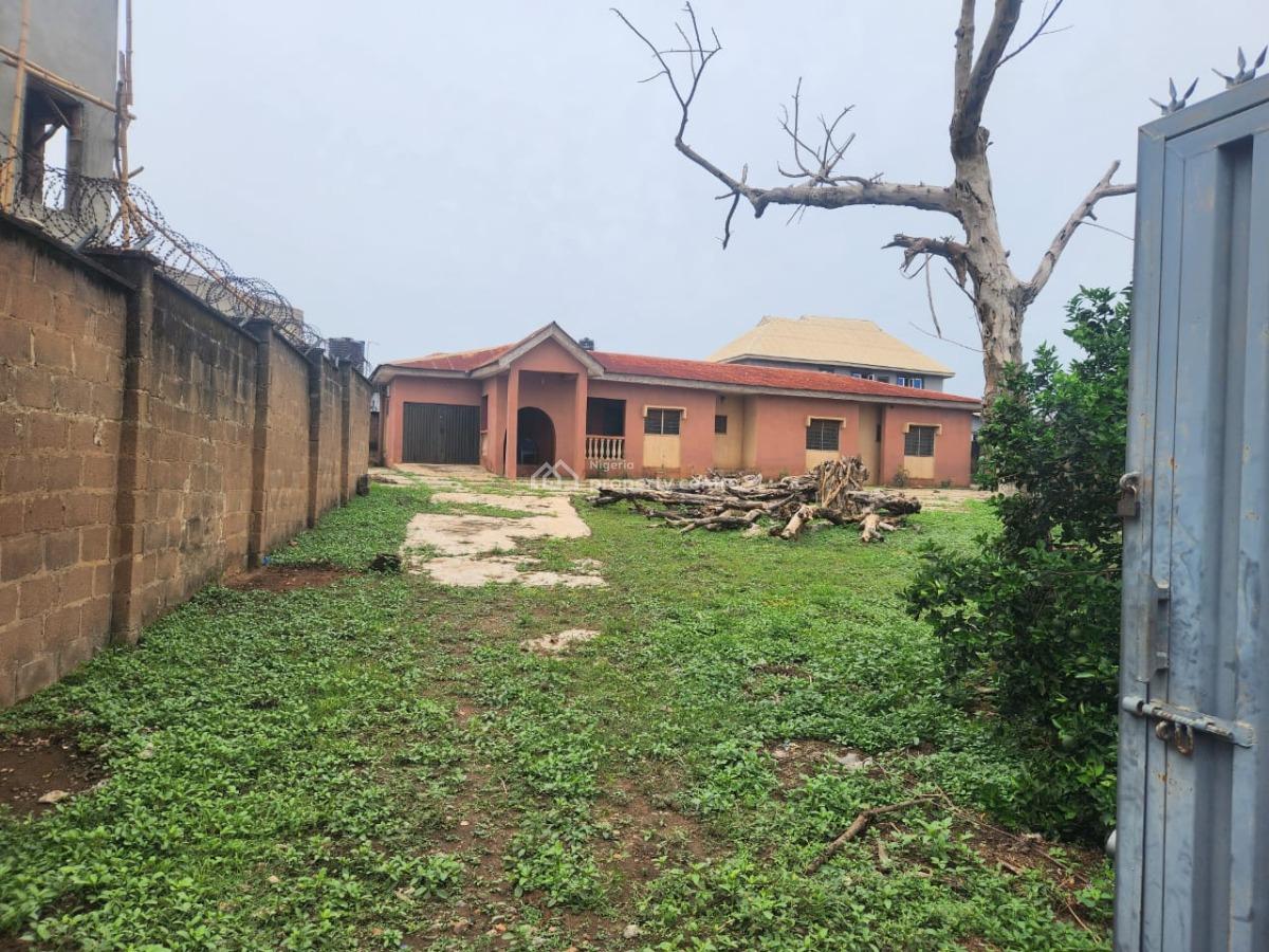 2 Flat of 3 Bedroom, Onifila Estate, Afunleyin, Near Ayegoro Off General Gas-kolapo Ishola, Ibadan, Oyo, Block of Flats for Sale