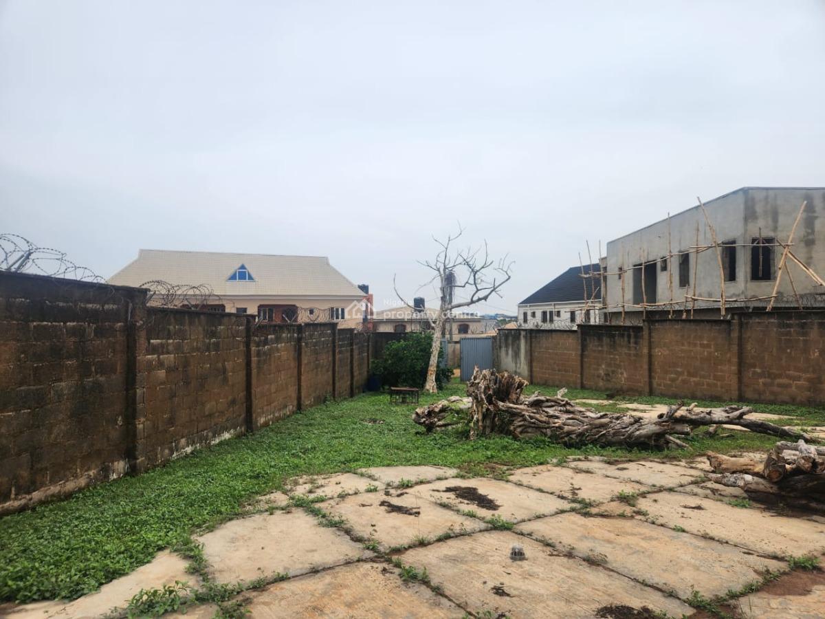 2 Flat of 3 Bedroom, Onifila Estate, Afunleyin, Near Ayegoro Off General Gas-kolapo Ishola, Ibadan, Oyo, Block of Flats for Sale