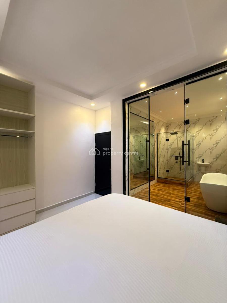 Luxe 1 Bed with Cinema,bathtub,bedroom Kits, Chevron, Lekki, Lagos, Flat / Apartment Short Let