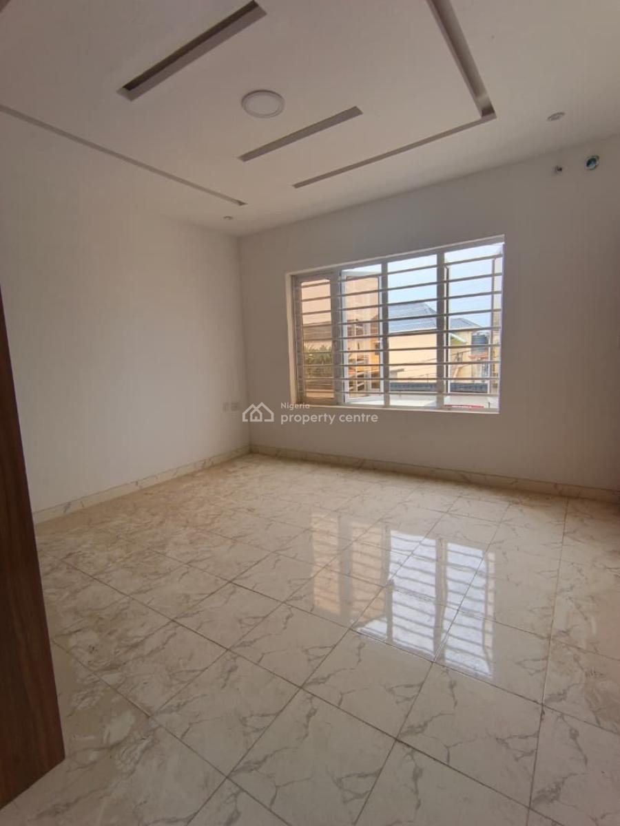 Beautifully Built 3 Bedroom Terrace, Abraham Adesanya, Lekki, Lagos, Flat / Apartment for Sale