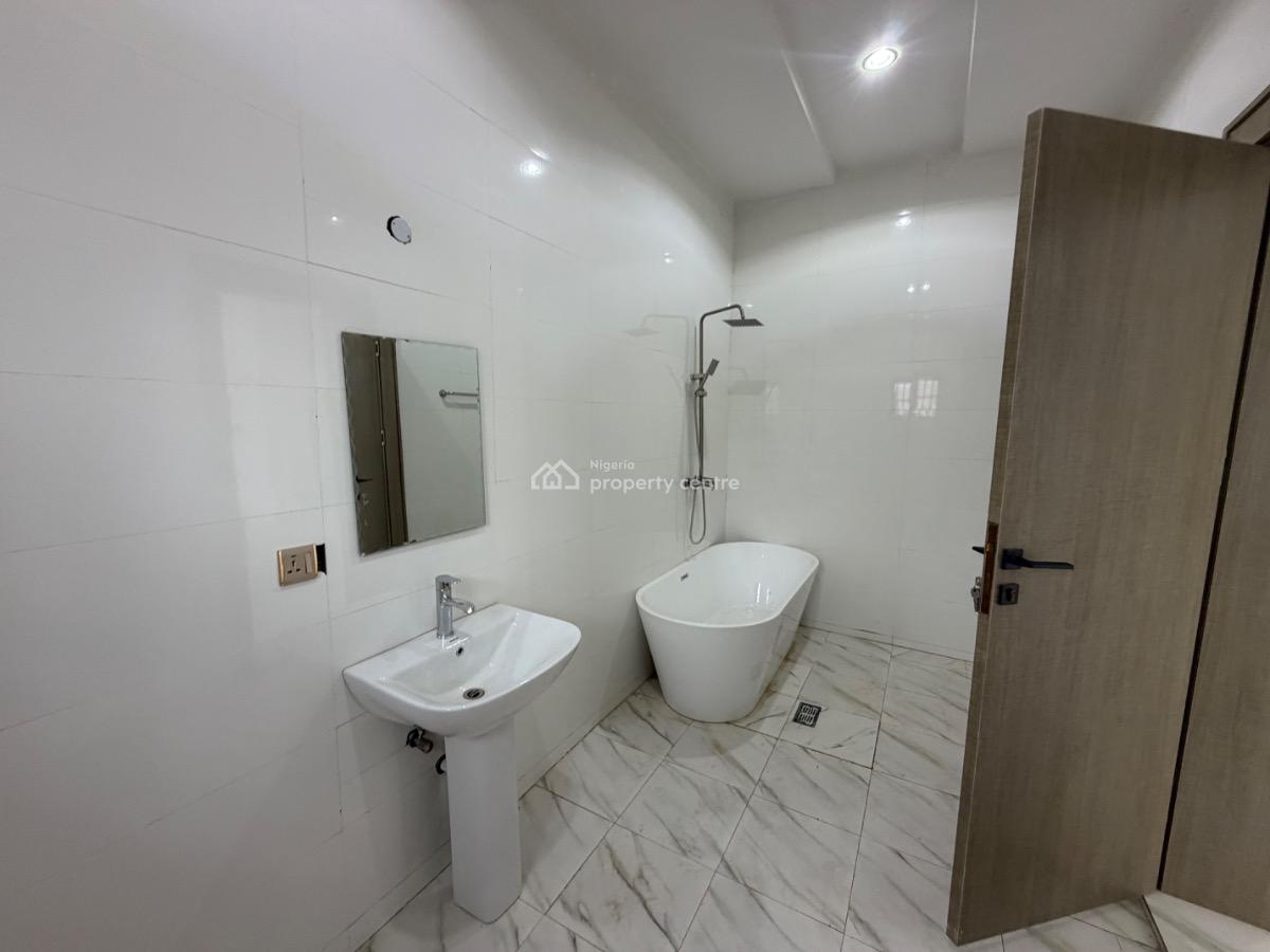 5 Bedrooms Detached Duplex, Guzape District, Abuja, Detached Duplex for Sale