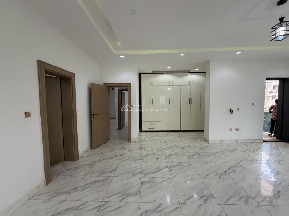 5 Bedrooms Detached Duplex, Guzape District, Abuja, Detached Duplex for Sale