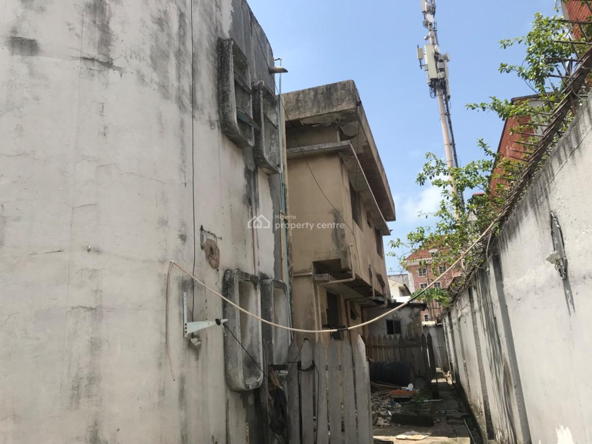 a 9 Bedroom Detached House, Jide Oki, Victoria Island (vi), Lagos, Detached Duplex for Rent