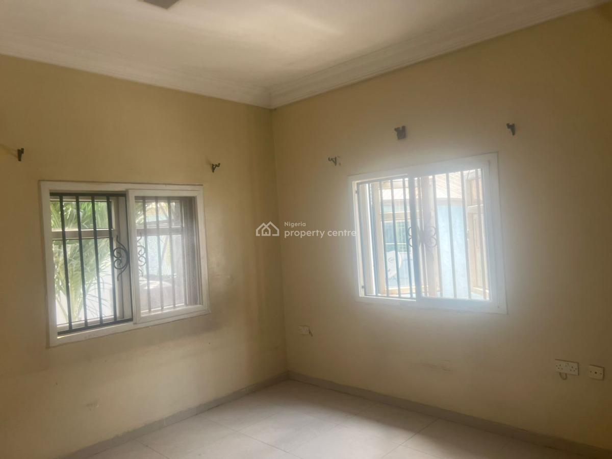 Self Compound Spacious 5 Bedroom Fully Detached Duplex with 2 Rooms Bq, Lekki Phase 1, Lekki, Lagos, Detached Duplex for Rent
