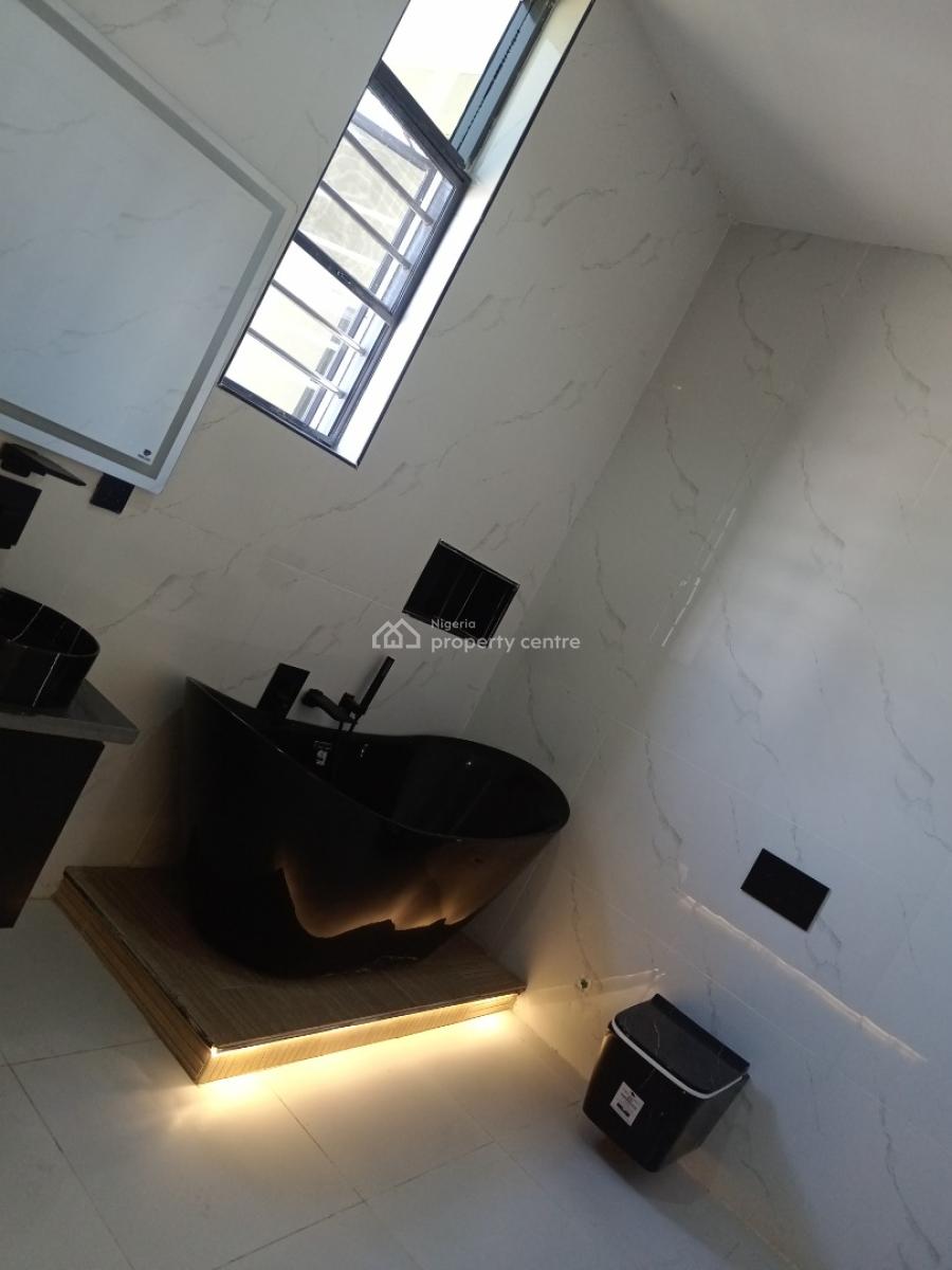 Newly Built and Exquisitely Finished 5 Bedrooms Detached House Cinema, By Chevron Toll Gate, Lekki Phase 2, Lekki, Lagos, Detached Duplex for Sale