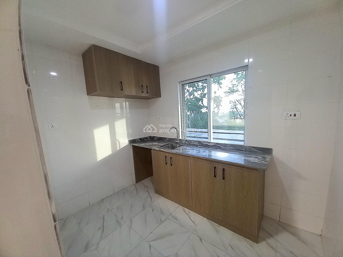 New Serviced & Partially Furnished 1-bedroom Penthouse + Pool, Wuse 2, Abuja, Flat / Apartment for Rent