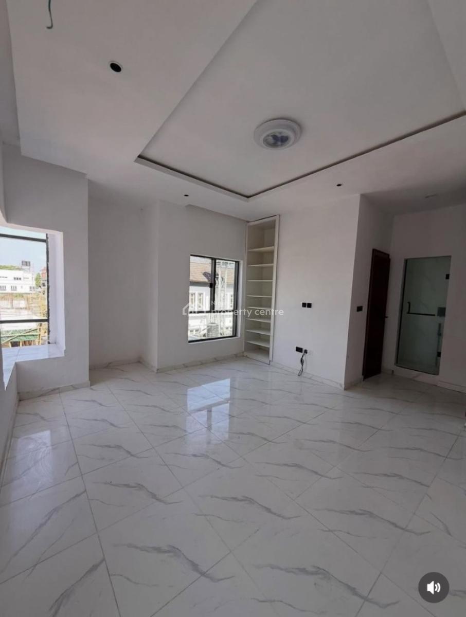 5 Bedroom Fully Detached with a Bq, Ologolo, Lekki, Lagos, Detached Duplex for Rent