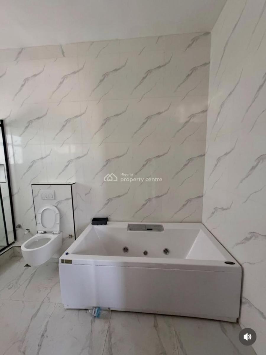 5 Bedroom Fully Detached with a Bq, Ologolo, Lekki, Lagos, Detached Duplex for Rent