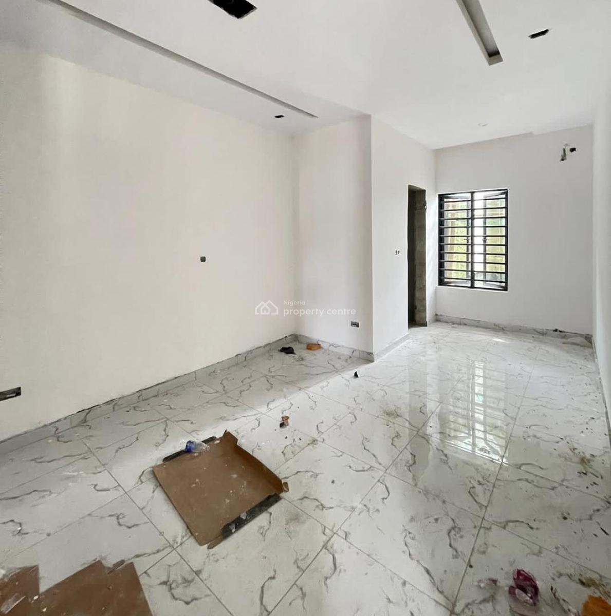 Cozy 1 Bedroom Apartment, Lekki Phase 1, Lekki, Lagos, Flat / Apartment for Sale