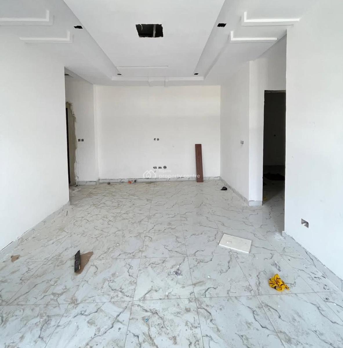 Cozy 1 Bedroom Apartment, Lekki Phase 1, Lekki, Lagos, Flat / Apartment for Sale