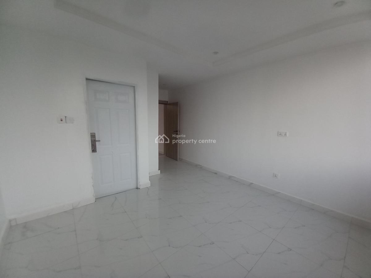 New Serviced & Partially Furnished 2-bedroom Penthouse + Pool, Wuse 2, Abuja, Flat / Apartment for Rent