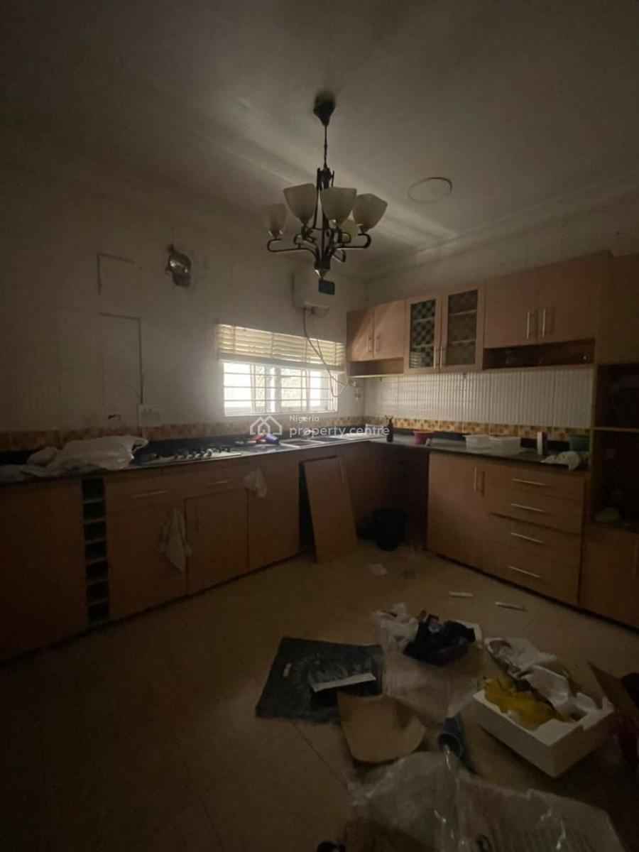 Self Service Smart Looking Spacious 3 Bedroom Apartment, Lekki Phase 1, Lekki, Lagos, Flat / Apartment for Rent