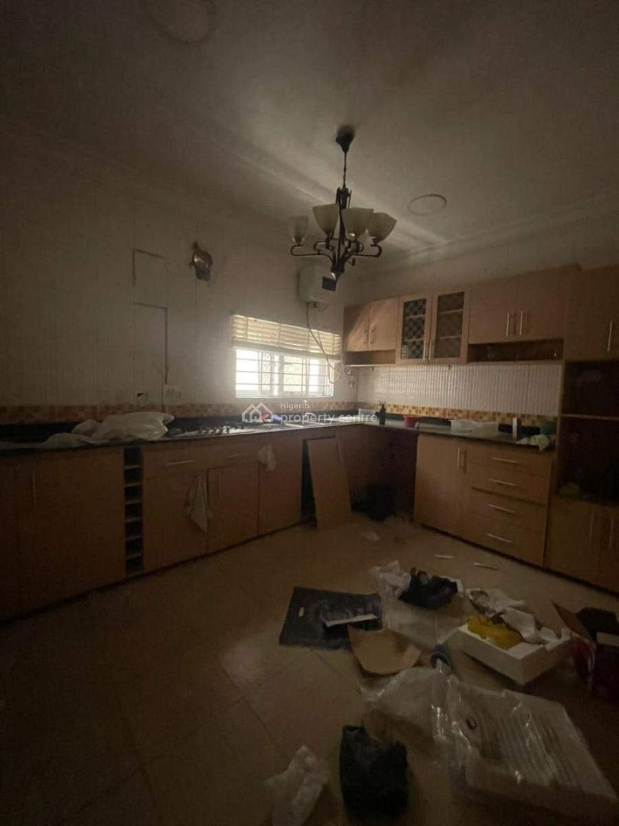 Self Service Smart Looking Spacious 3 Bedroom Apartment, Lekki Phase 1, Lekki, Lagos, Flat / Apartment for Rent