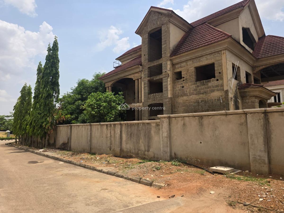 5-bedroom Penthouse Fully Detached Duplex with Bq, Gaduwa, Abuja, Detached Duplex for Sale
