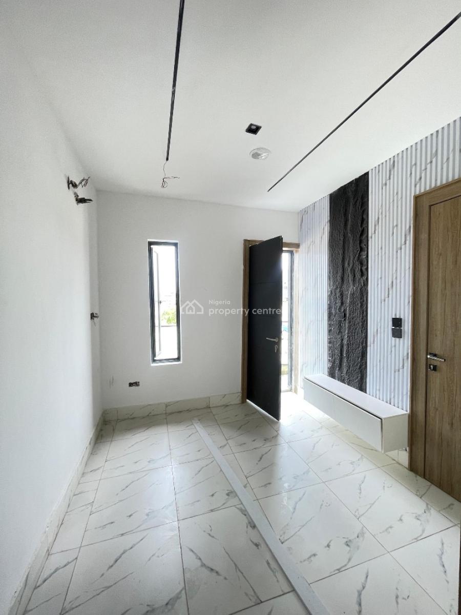 Luxury One Bedroom Apartment, Lekki Phase 1, Lekki, Lagos, Flat / Apartment for Sale