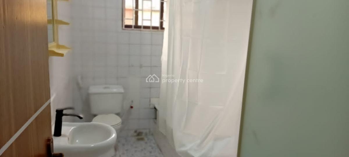 Lovely Ground Floor 3 Bedroom Flats, Omole Phase 2, Ikeja, Lagos, Flat / Apartment for Rent