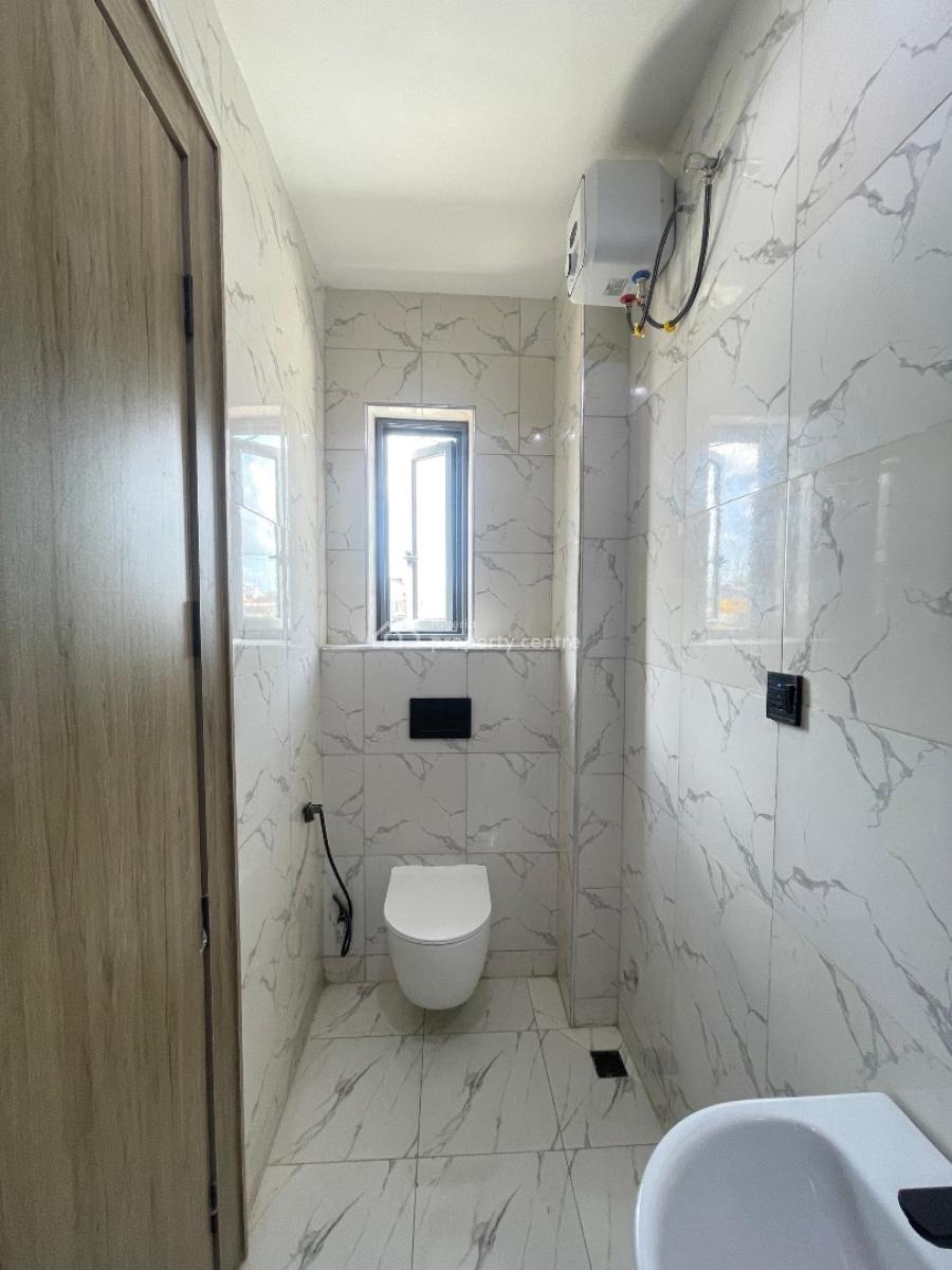 Luxury 2 Bedroom Apartment, Lekki Phase 1, Lekki, Lagos, Flat / Apartment for Sale