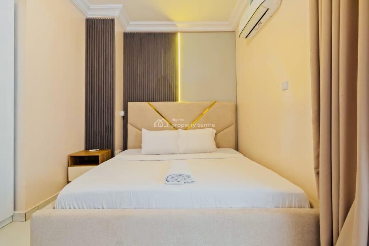 Furnished 2 Bedrooms Apartment Available, Lekki Phase 1, Lekki, Lagos, Flat / Apartment for Rent