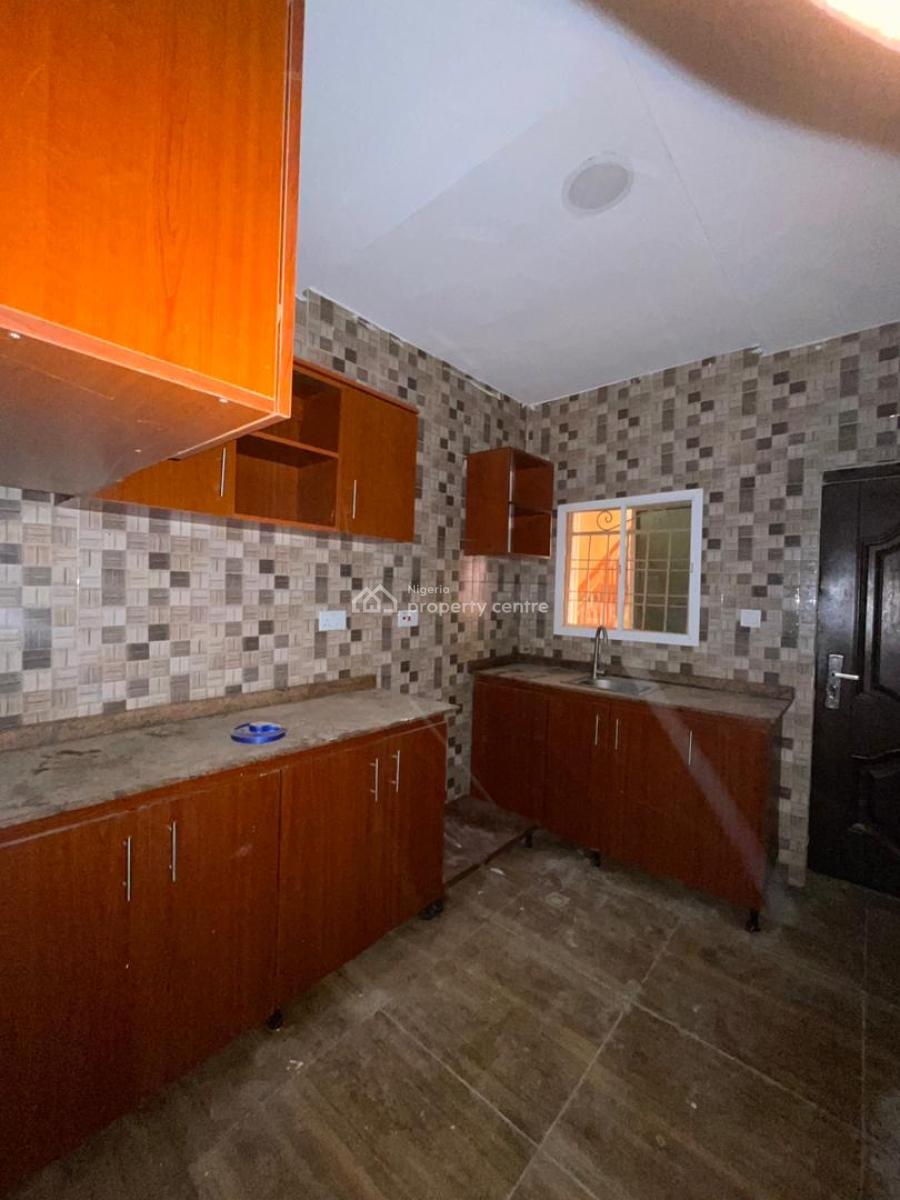 Excellent Spacious 3 Bedroom Apartment, Jahi, Abuja, Flat / Apartment for Rent