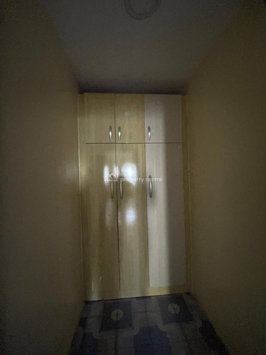 Excellent Spacious 3 Bedroom Apartment, Jahi, Abuja, Flat / Apartment for Rent