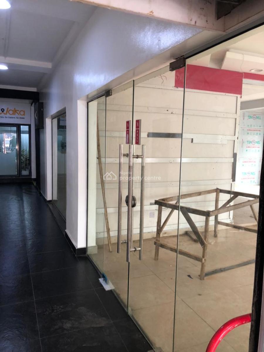 82sqm Shop/office Space Available on a Busy Road, Lekki Phase 1, Lekki, Lagos, Shop for Rent