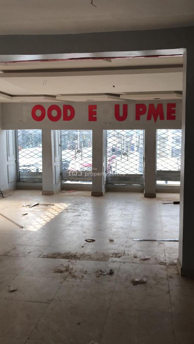 82sqm Shop/office Space Available on a Busy Road, Lekki Phase 1, Lekki, Lagos, Shop for Rent