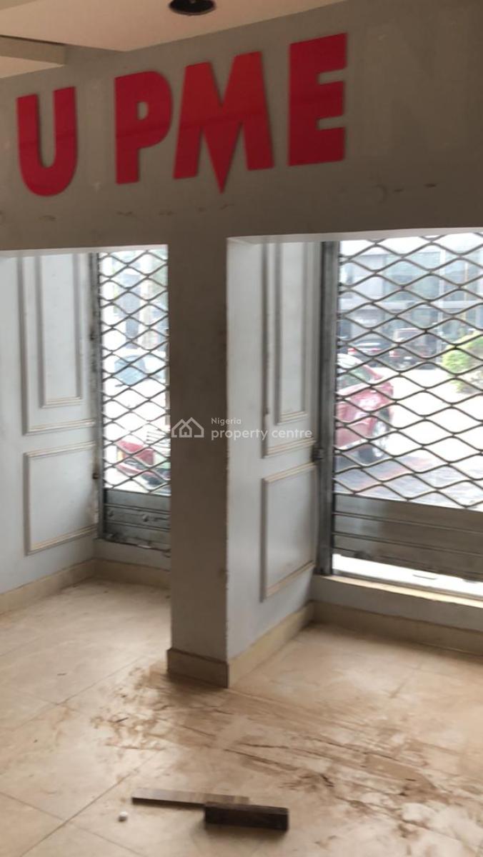 82sqm Shop/office Space Available on a Busy Road, Lekki Phase 1, Lekki, Lagos, Shop for Rent