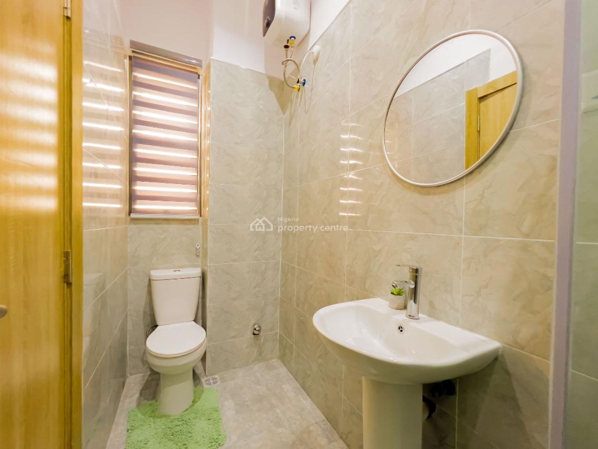 Luxury Terraces with Maids Room in a Smart Estate (30 Units), Alverton Estate 2 / Lekki-epe Expressway, Lekki, Lagos, Block of Flats for Sale