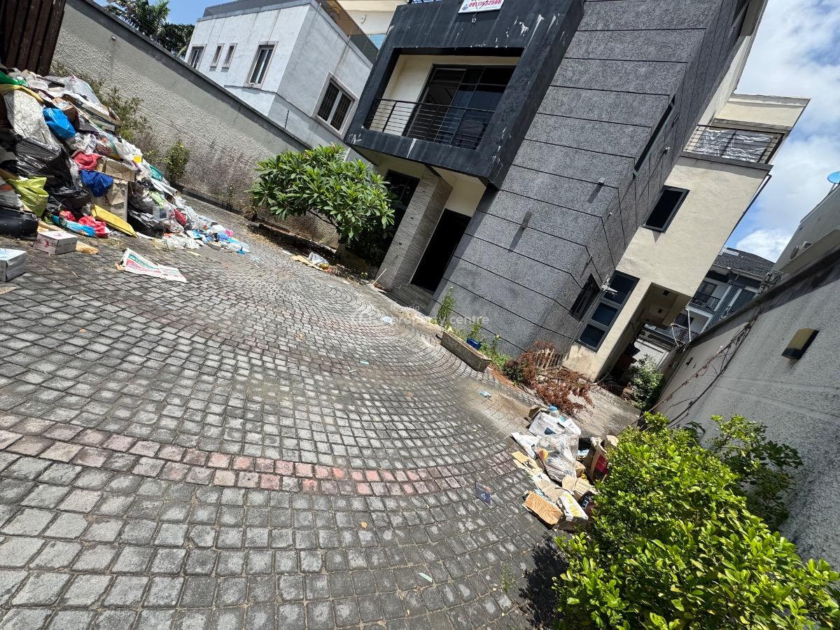 a Big 5 Bedroom Fully Detached Duplex with Swimming Pool, Lekki Phase 1, Lekki, Lagos, Detached Duplex for Rent