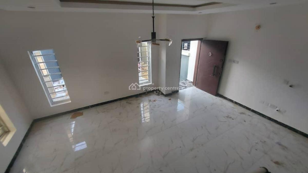 a Neatly and Massively Built 4 Bedroom Terrace, Osapa, Lekki, Lagos, Terraced Duplex for Rent