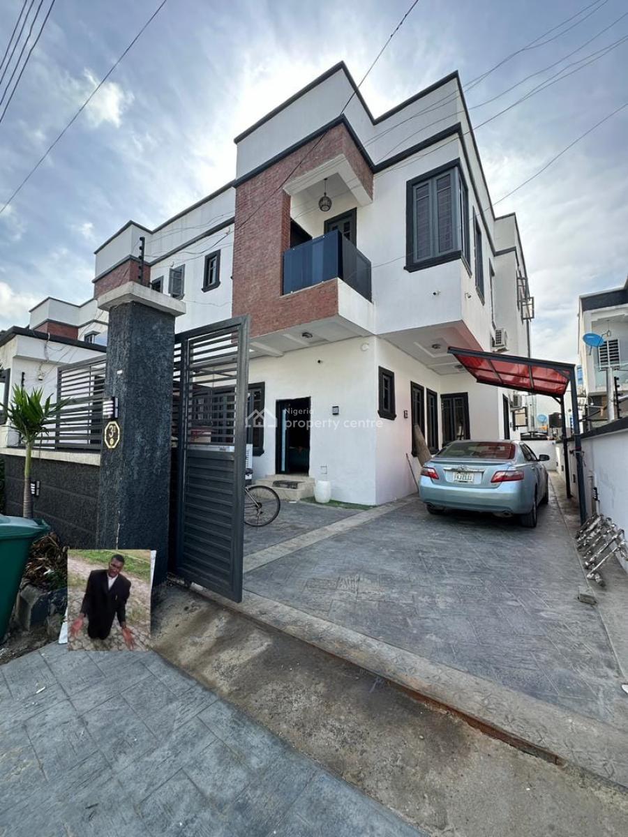 4 Bedroom Terrace Duplex in a Secured Estate, Osapa, Lekki, Lagos, Terraced Duplex for Rent