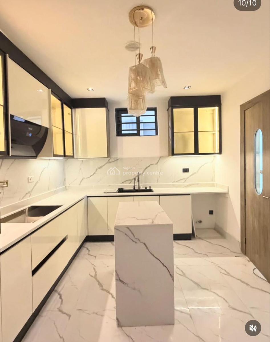 1-bedroom Apartment, Lekki Phase 1, Lekki, Lagos, Flat / Apartment for Sale