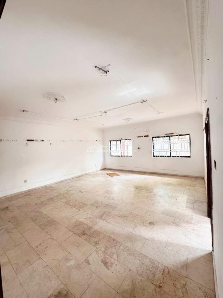 Commercial 5 Bedroom with 2 Rooms Bq, Lekki Phase 1, Lekki, Lagos, Office Space for Rent