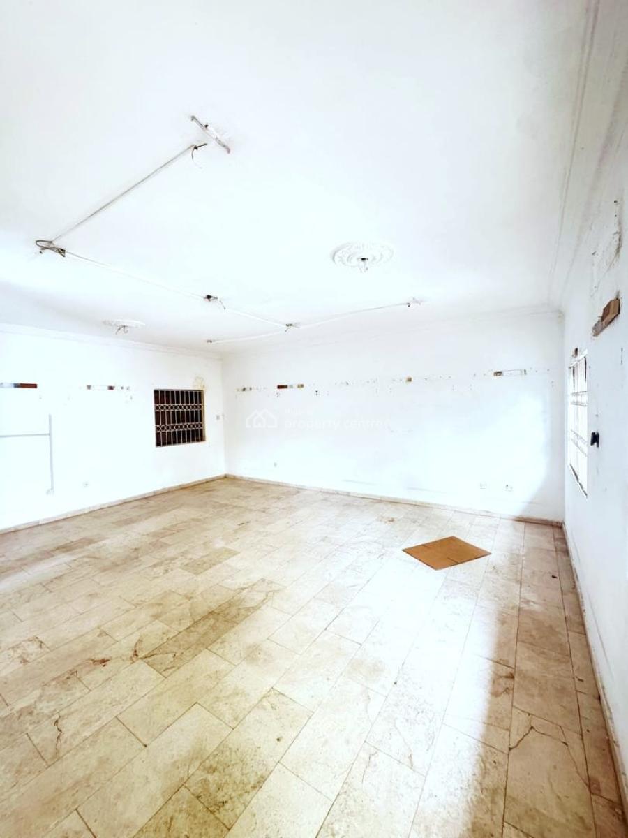 Commercial 5 Bedroom with 2 Rooms Bq, Lekki Phase 1, Lekki, Lagos, Office Space for Rent