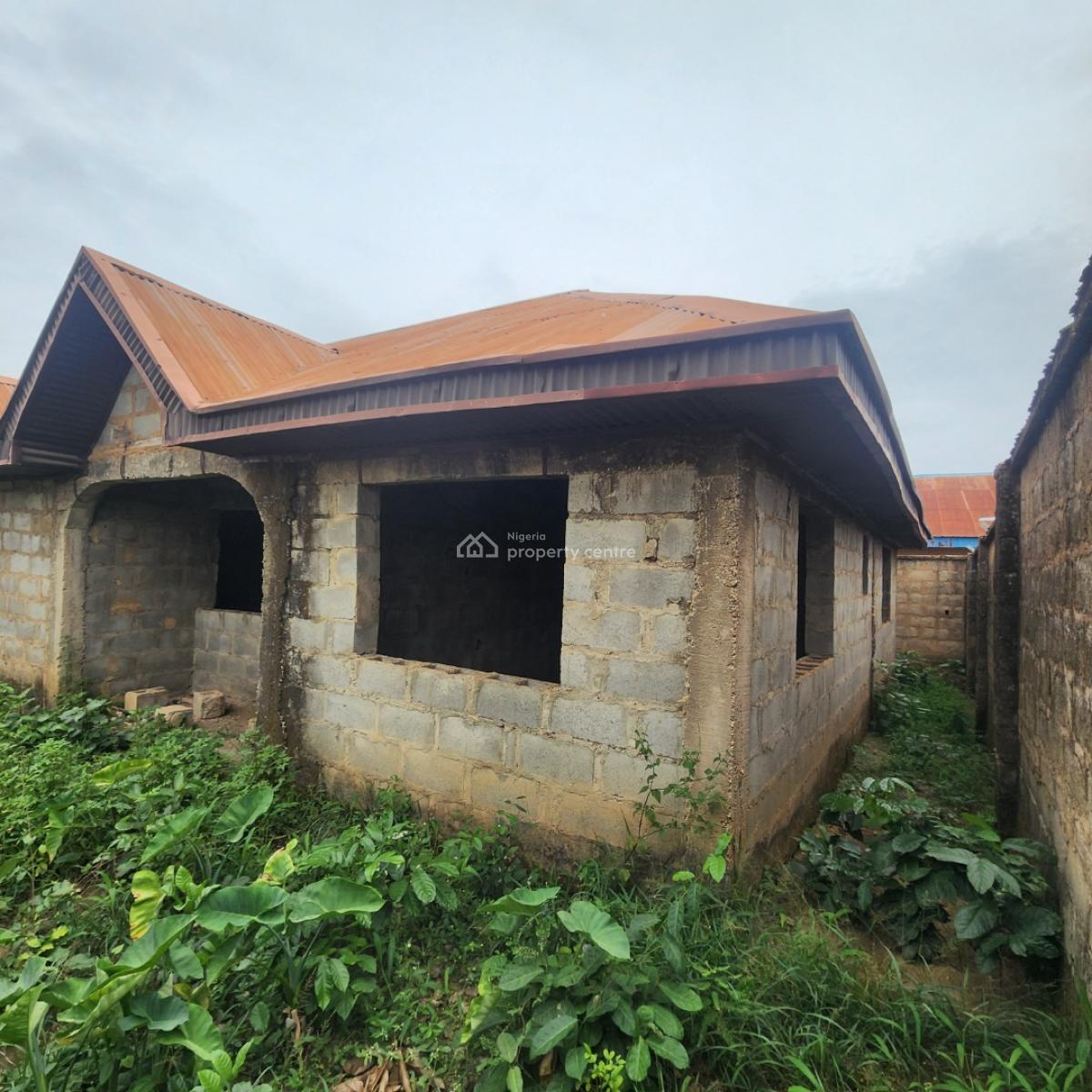 Twin Flat of Bedroom Flat and 2 Bedroom Flat, Fenced and Gated, Oloogbo, Ologuneru, Ibadan, Oyo, House for Sale