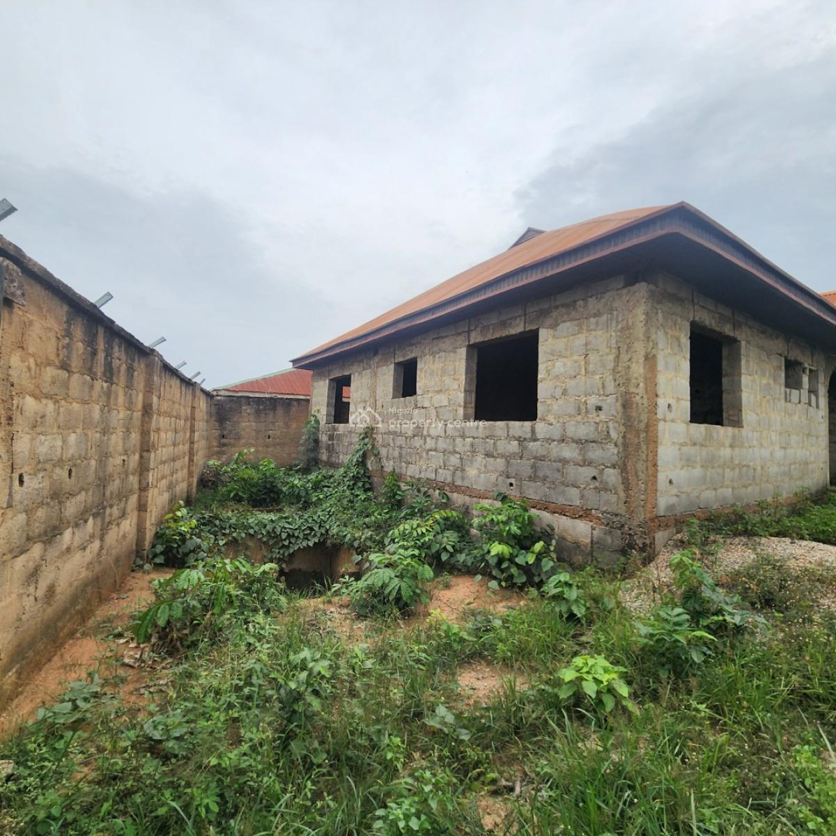 Twin Flat of Bedroom Flat and 2 Bedroom Flat, Fenced and Gated, Oloogbo, Ologuneru, Ibadan, Oyo, House for Sale