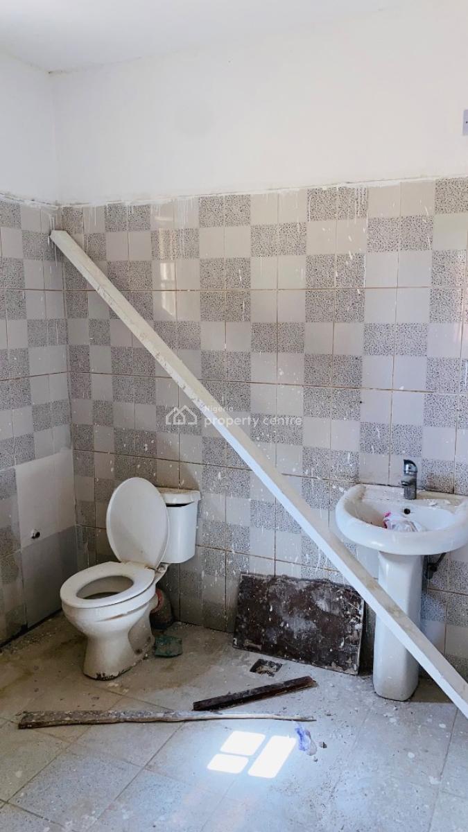 Renovated Three Bedroom Flat, Opposite Maitama, Katampe (main), Katampe, Abuja, Flat / Apartment for Rent