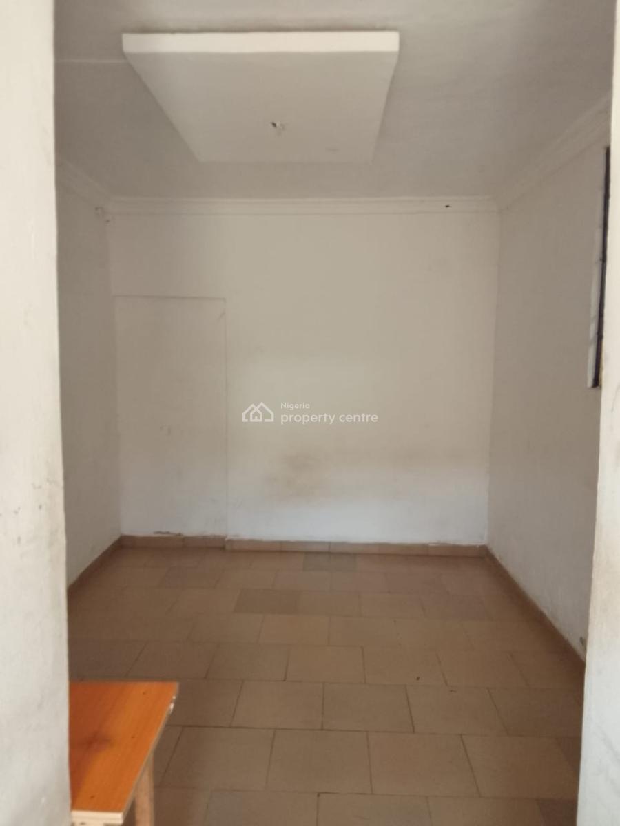 Roomself Contain, Behind Addide, Saabo, Ojodu Berger, Ojodu, Lagos, Self Contain (single Rooms) for Rent