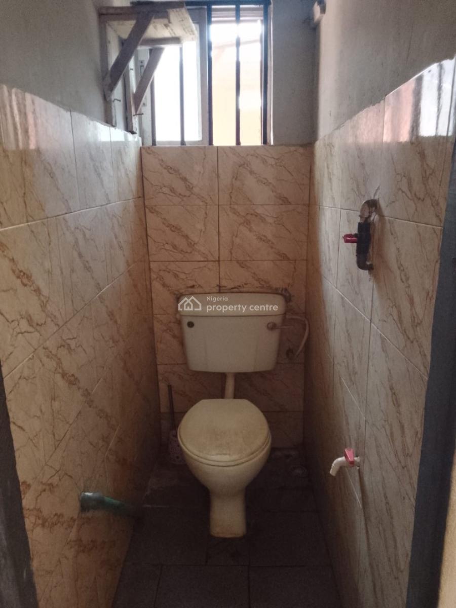 Roomself Contain, Behind Addide, Saabo, Ojodu Berger, Ojodu, Lagos, Self Contain (single Rooms) for Rent