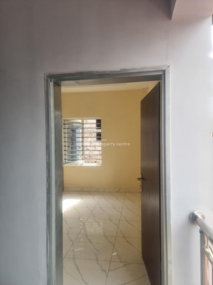 Smart Self Contain Apartment, on Von Road, Lugbe District, Abuja, Self Contain (single Rooms) for Rent