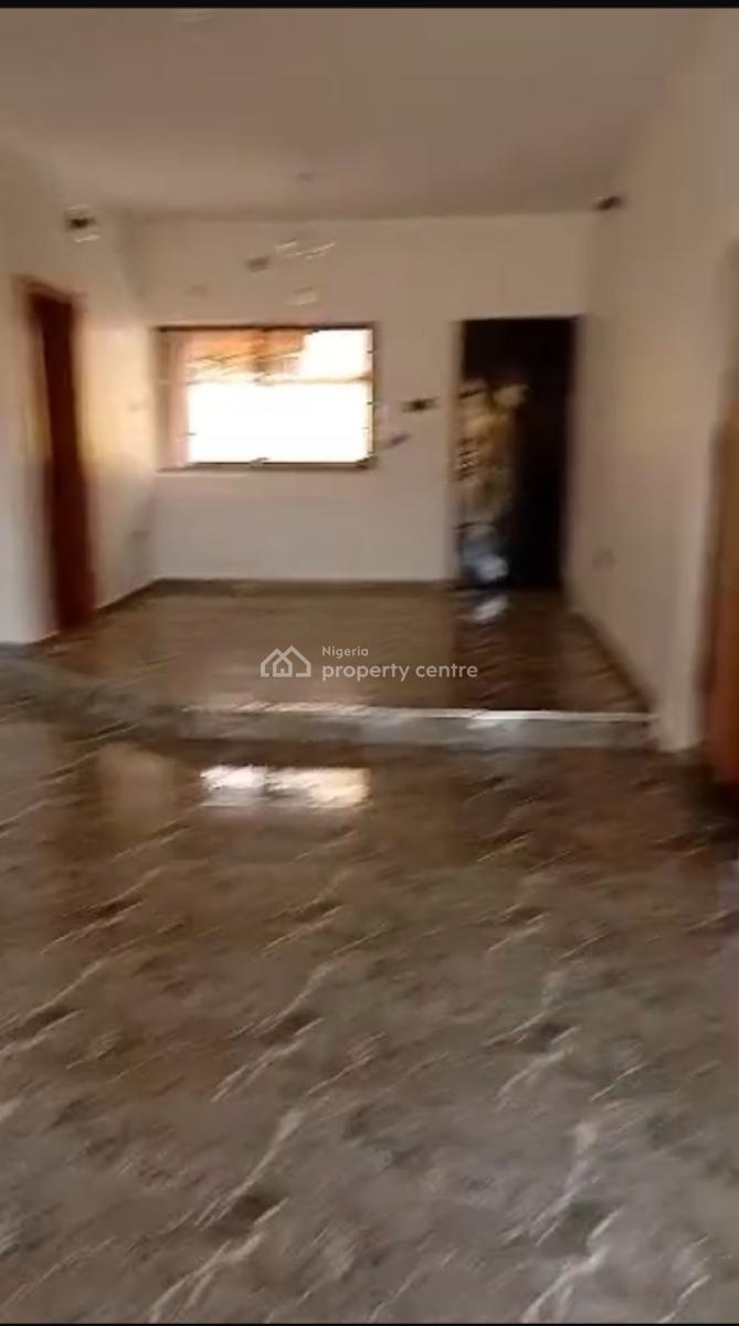 Well Maintained 3 Bedroom Flat, Omole Phase 2, Ikeja, Lagos, Flat / Apartment for Rent