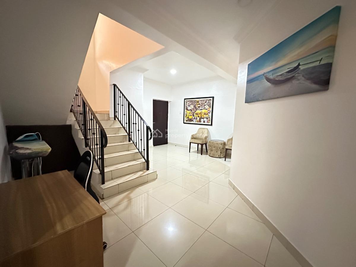 Fully Furnished & Lovely 3 Bedroom Maisonette, Chevron, Lekki, Lagos, Flat / Apartment for Rent