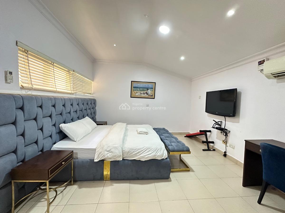 Fully Furnished & Lovely 3 Bedroom Maisonette, Chevron, Lekki, Lagos, Flat / Apartment for Rent