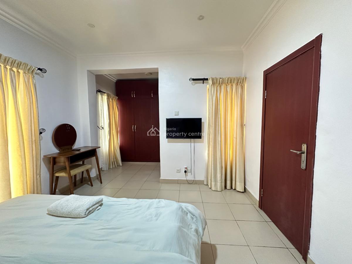 Fully Furnished & Lovely 3 Bedroom Maisonette, Chevron, Lekki, Lagos, Flat / Apartment for Rent