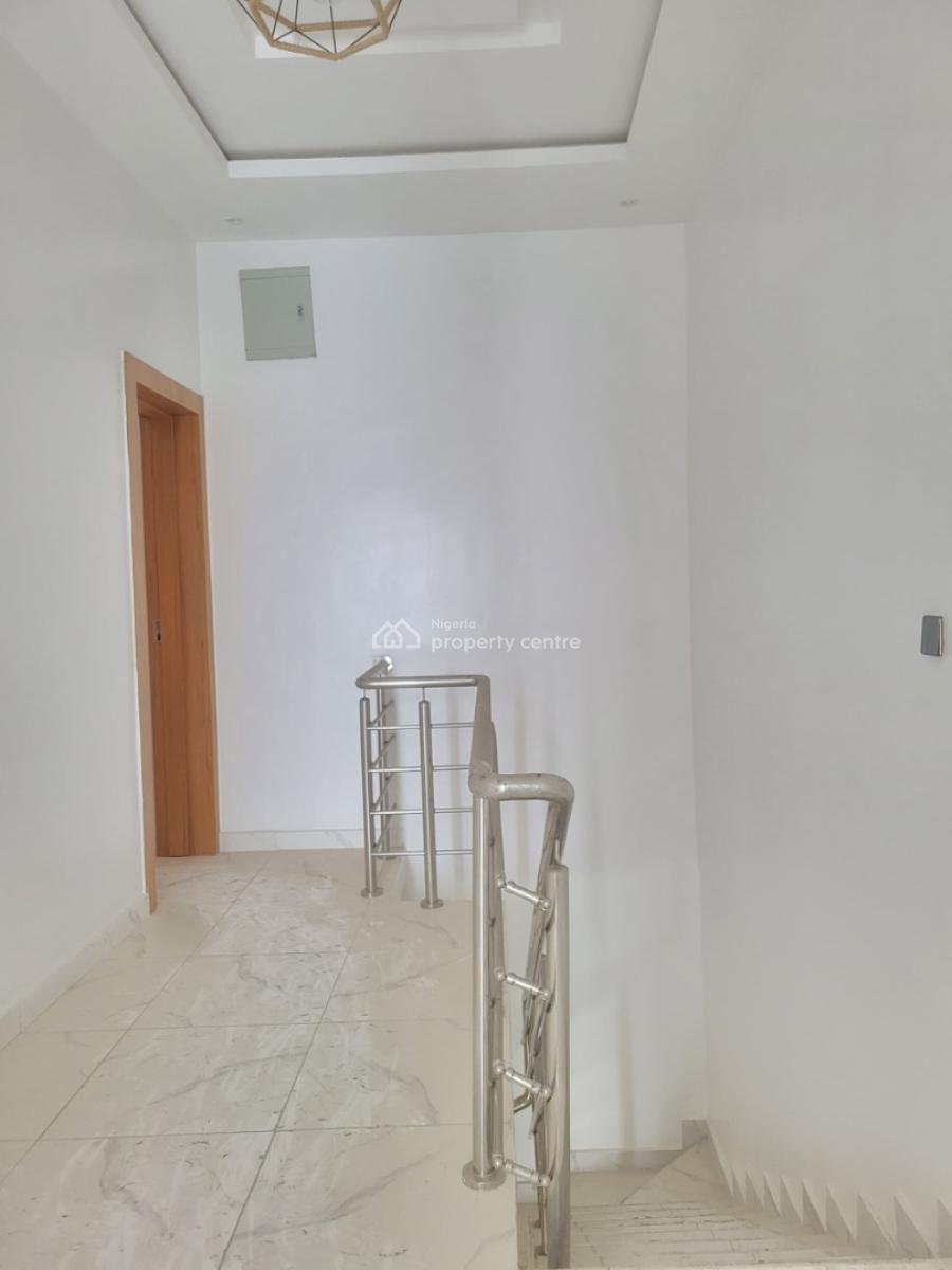 5 Bedroom Semi Detached Duplex with Bq, Ologolo, Lekki, Lagos, Semi-detached Duplex for Sale