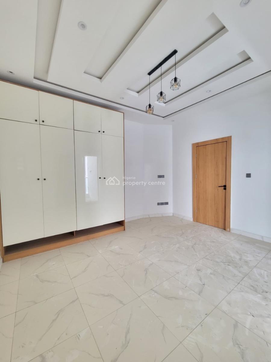 5 Bedroom Semi Detached Duplex with Bq, Ologolo, Lekki, Lagos, Semi-detached Duplex for Sale