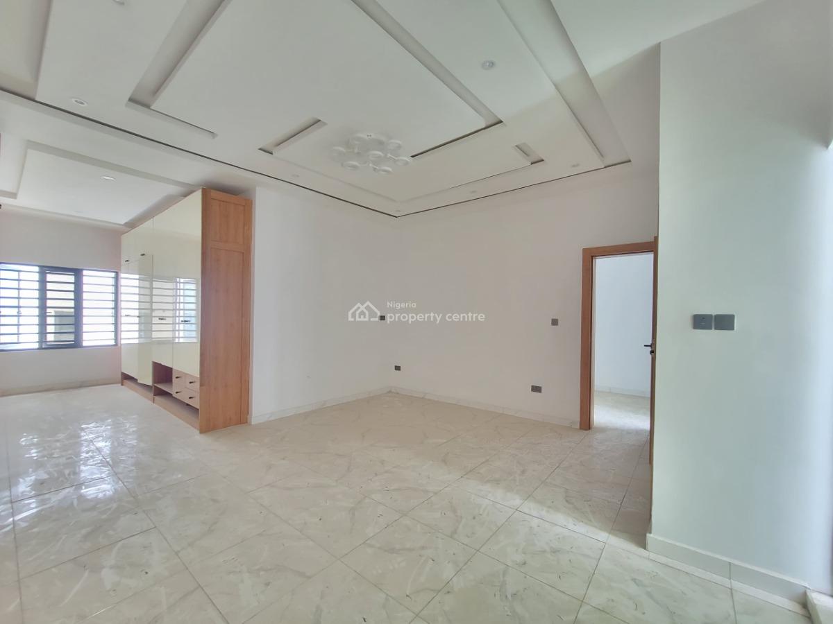 5 Bedroom Semi Detached Duplex with Bq, Ologolo, Lekki, Lagos, Semi-detached Duplex for Sale